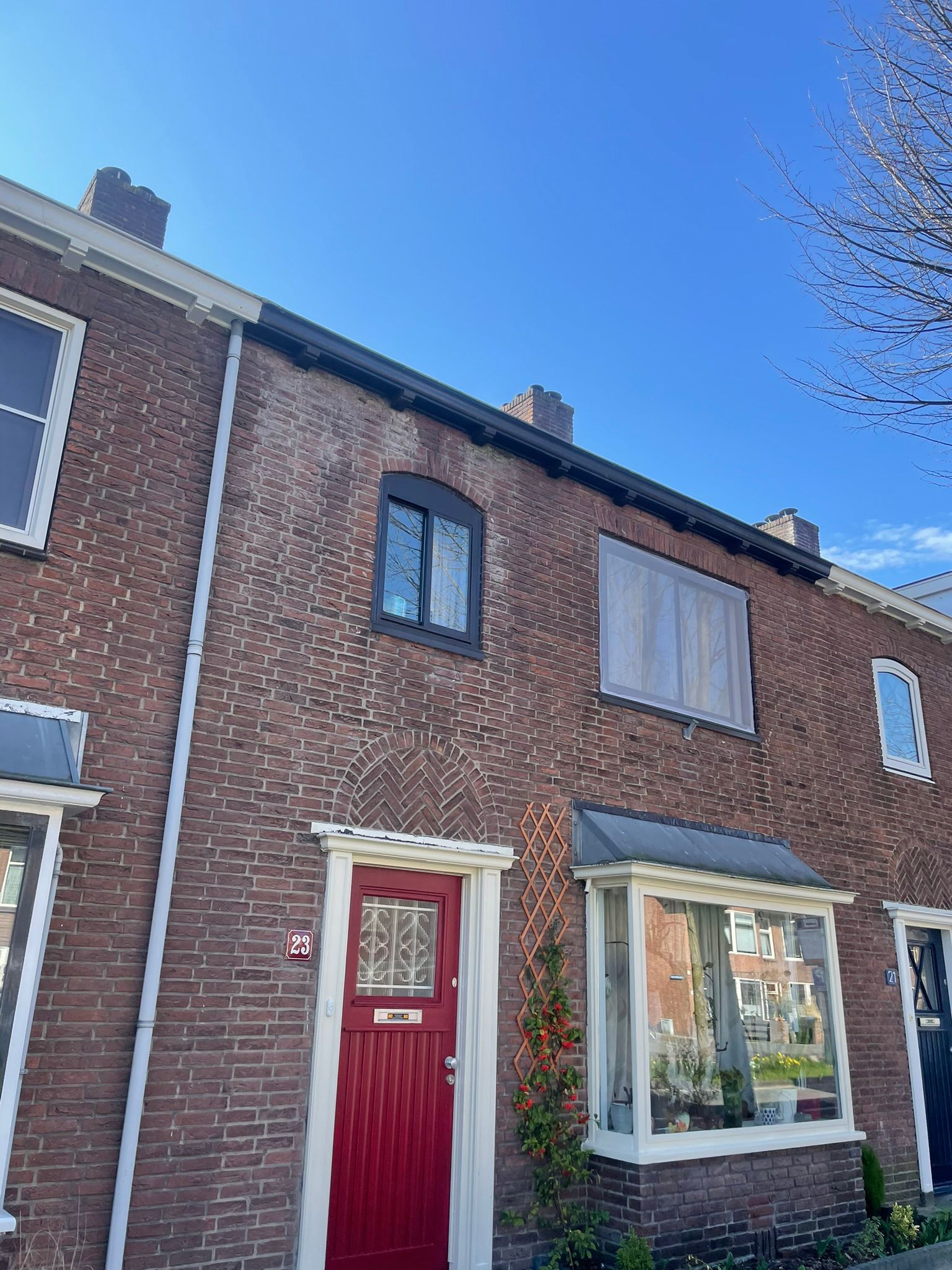 Dakdekker Almkerk, Daklekkage Almkerk, Dakwerken Almkerk, PDD Dakwerken