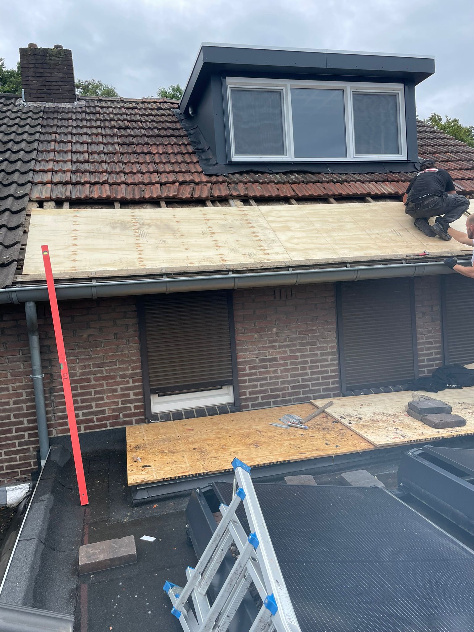 Dakdekker Beers, Daklekkage Beers, Dakwerken Beers, PDD Dakwerken