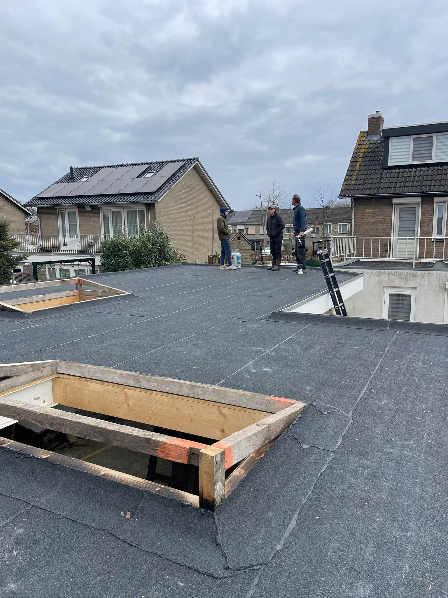 Plat Dak Dakdekker Beers Dakdekker Beers, Daklekkage Beers, Dakwerken Beers, PDD Dakwerken