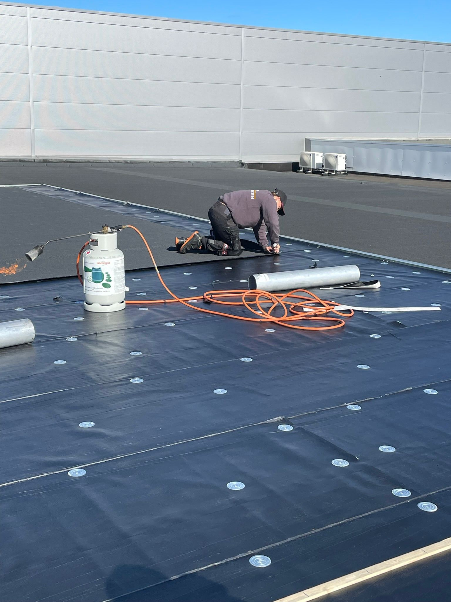 Dakdekker Drunen, Daklekkage Drunen, Dakwerken Drunen, PDD Dakwerken, Dakrenovatie Drunen, Pannendak Drunen